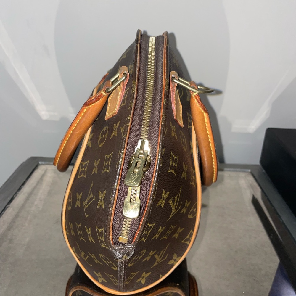 Louis Vuitton Monogram Ellipse - Picture 4 of 7